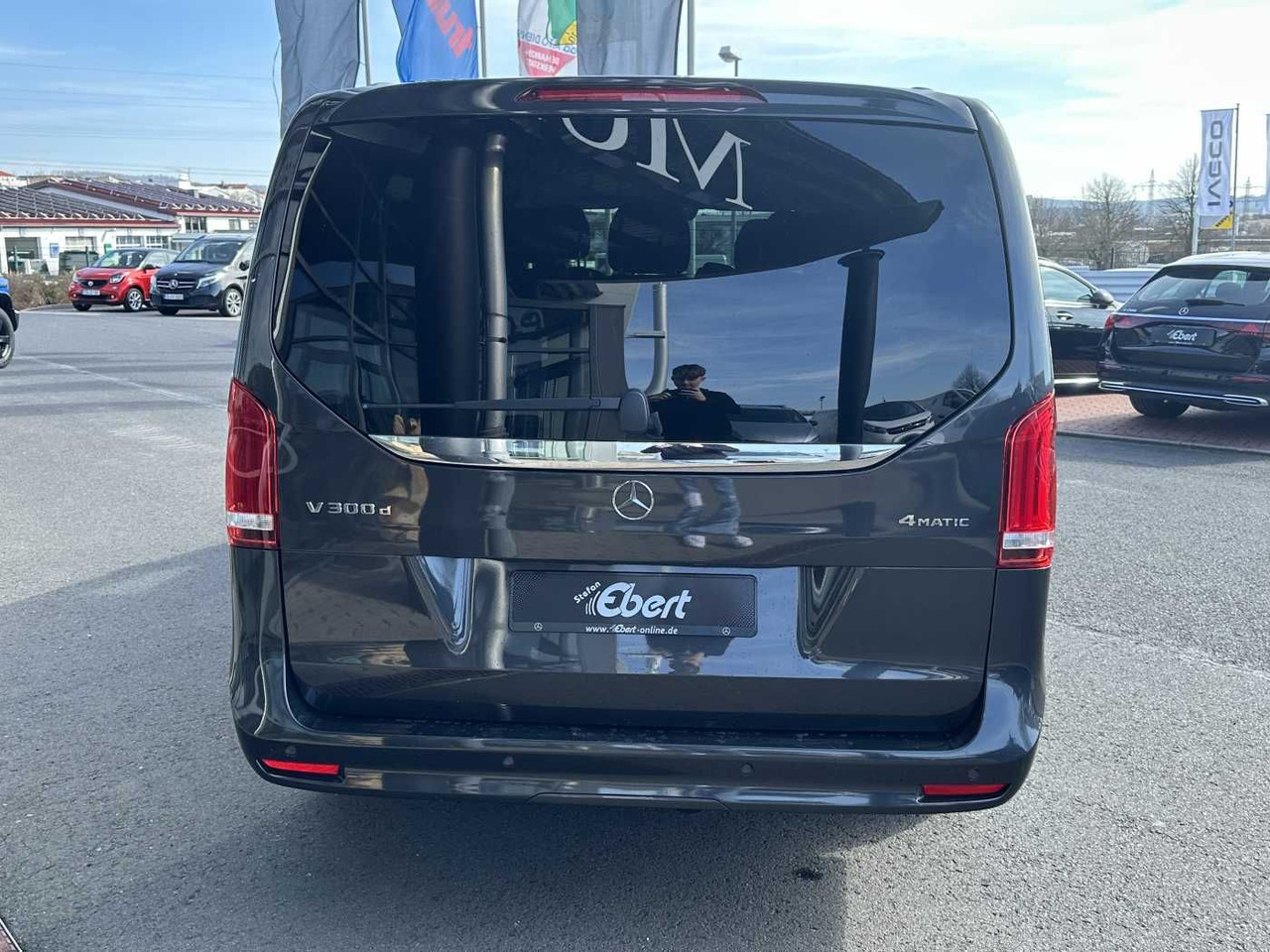 Mercedes-Benz V 300 d EDITION 4MATIC DISTRONIC AHK LED Kamera - Persontransport: bild 5 Mercedes-Benz V 300 d EDITION 4MATIC DISTRONIC AHK LED Kamera - Persontransport: bild 5