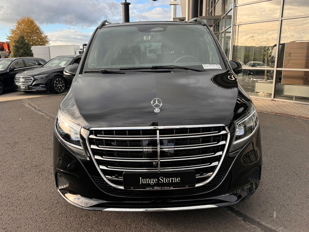 Mercedes-Benz V 300 d EXCLUSIVE AIRMATIC AHK2,5 Standheiz - Kombi: bild 2 Mercedes-Benz V 300 d EXCLUSIVE AIRMATIC AHK2,5 Standheiz - Kombi: bild 2