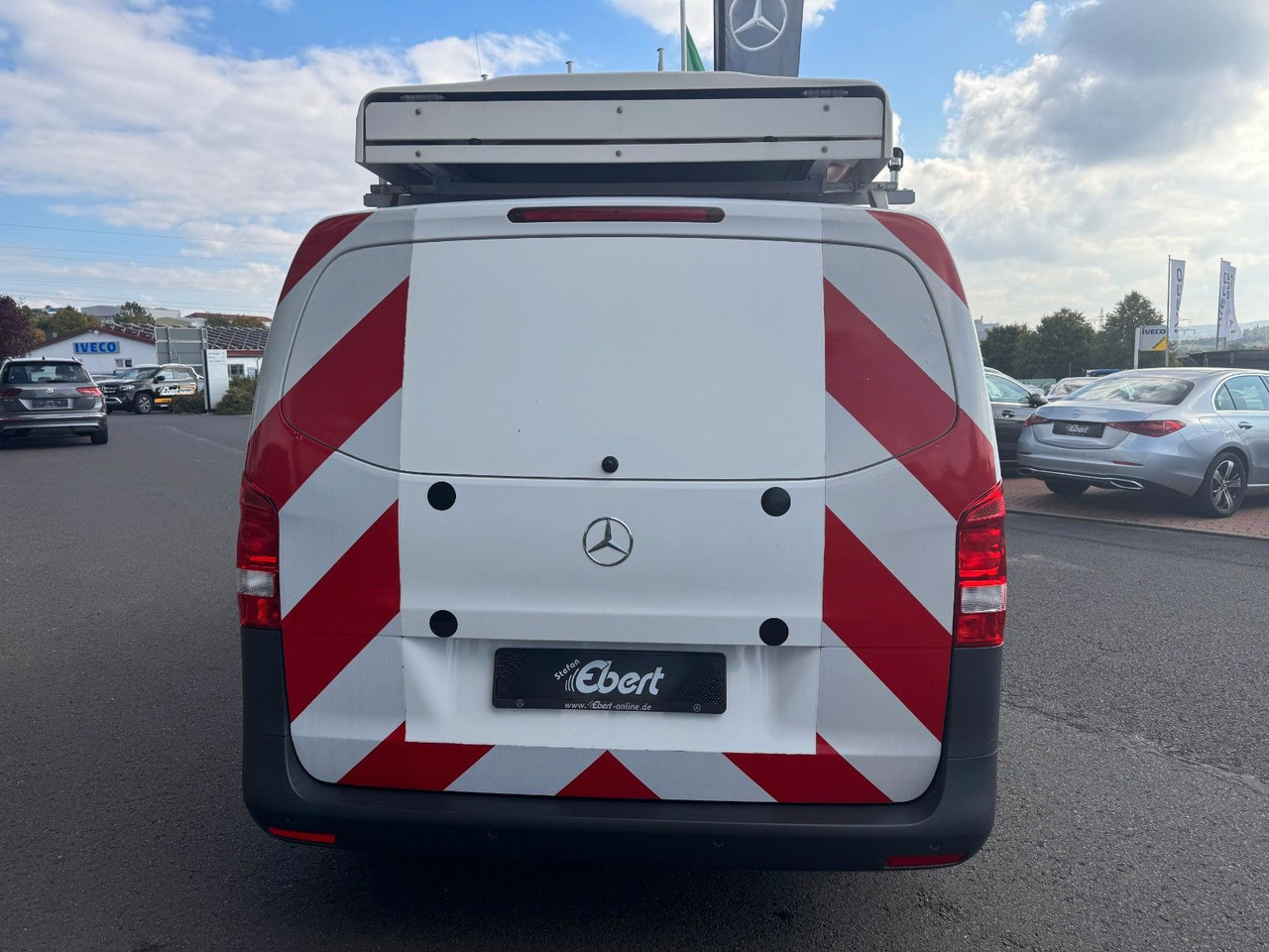 Mercedes-Benz Vito 114 CDI Tourer Begleitfahrzeug BF3+ / WVZ - Skåpbil: bild 5 Mercedes-Benz Vito 114 CDI Tourer Begleitfahrzeug BF3+ / WVZ - Skåpbil: bild 5