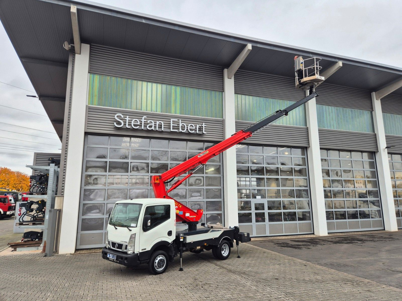 Nissan Cabstar NT400 Palfinger P 160 TX 16m 1.104h - Billift: bild 1 Nissan Cabstar NT400 Palfinger P 160 TX 16m 1.104h - Billift: bild 1