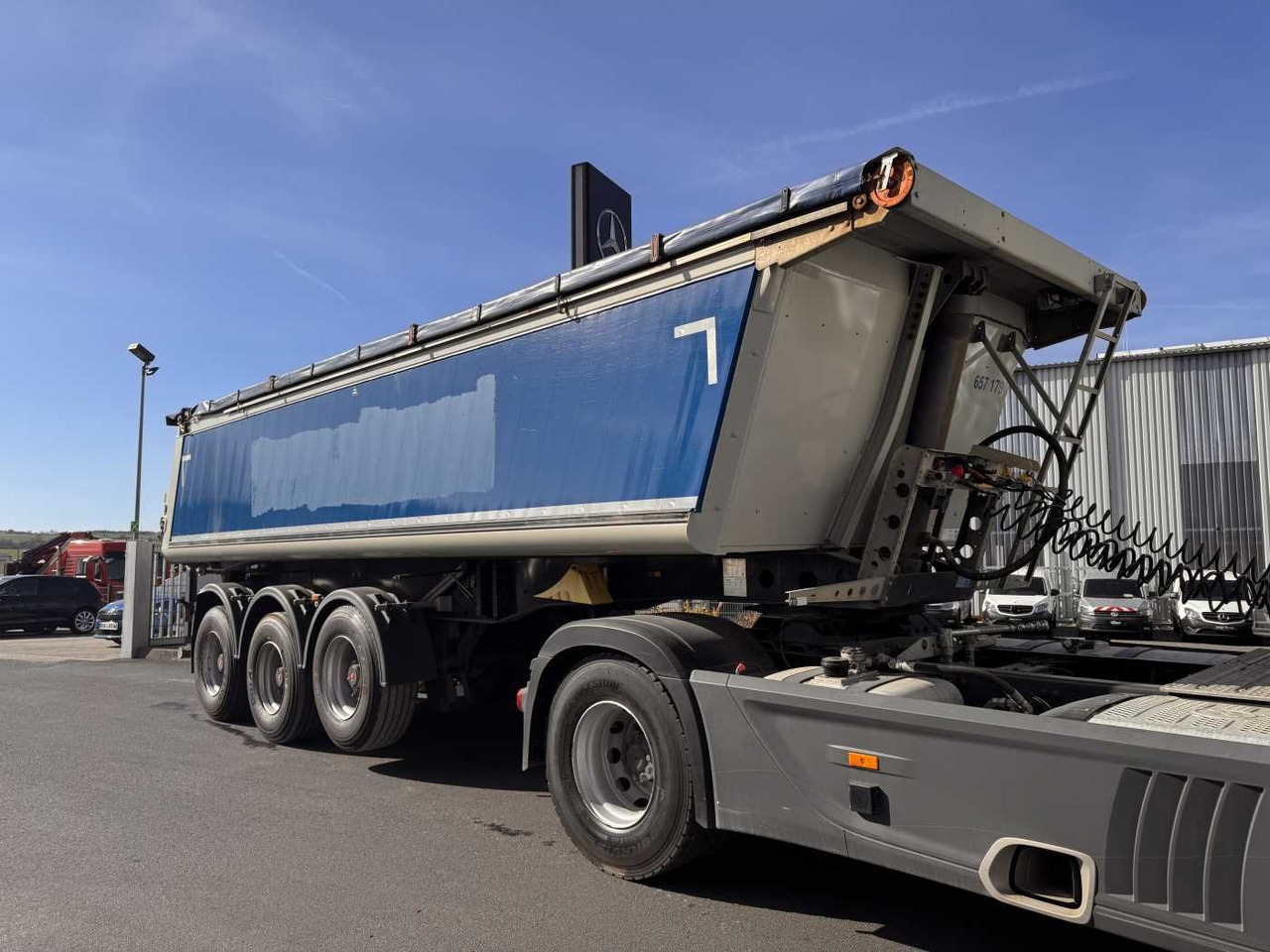 Schmitz Cargobull SGF*S3 SKI 24 SL 7.2 Mulde 23m³ Liftachse 5x Schmitz Cargobull SGF*S3 SKI 24 SL 7.2 Alu-Mulde 23m³ Liftachse - Tippbil semitrailer: bild 3 Schmitz Cargobull SGF*S3 SKI 24 SL 7.2 Mulde 23m³ Liftachse 5x Schmitz Cargobull SGF*S3 SKI 24 SL 7.2 Alu-Mulde 23m³ Liftachse - Tippbil semitrailer: bild 3