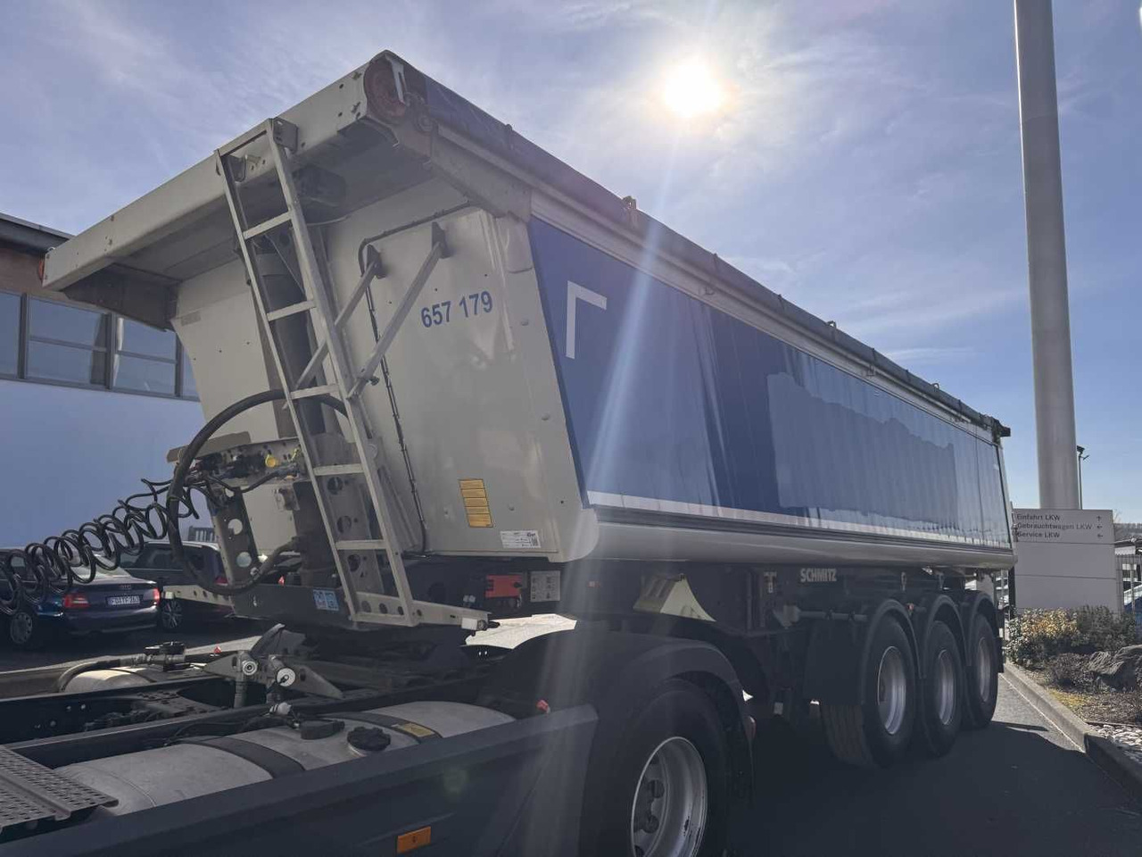 Schmitz Cargobull SGF*S3 SKI 24 SL 7.2 Mulde 23m³ Liftachse 5x Schmitz Cargobull SGF*S3 SKI 24 SL 7.2 Alu-Mulde 23m³ Liftachse - Tippbil semitrailer: bild 2 Schmitz Cargobull SGF*S3 SKI 24 SL 7.2 Mulde 23m³ Liftachse 5x Schmitz Cargobull SGF*S3 SKI 24 SL 7.2 Alu-Mulde 23m³ Liftachse - Tippbil semitrailer: bild 2