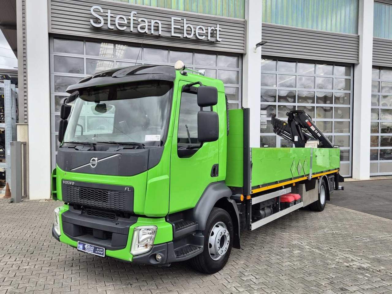 Volvo FL 42 R Kran Hiab XS 088 Funk bis 14 m! Kamera - Flakbil, Kranbil: bild 2 Volvo FL 42 R Kran Hiab XS 088 Funk bis 14 m! Kamera - Flakbil, Kranbil: bild 2
