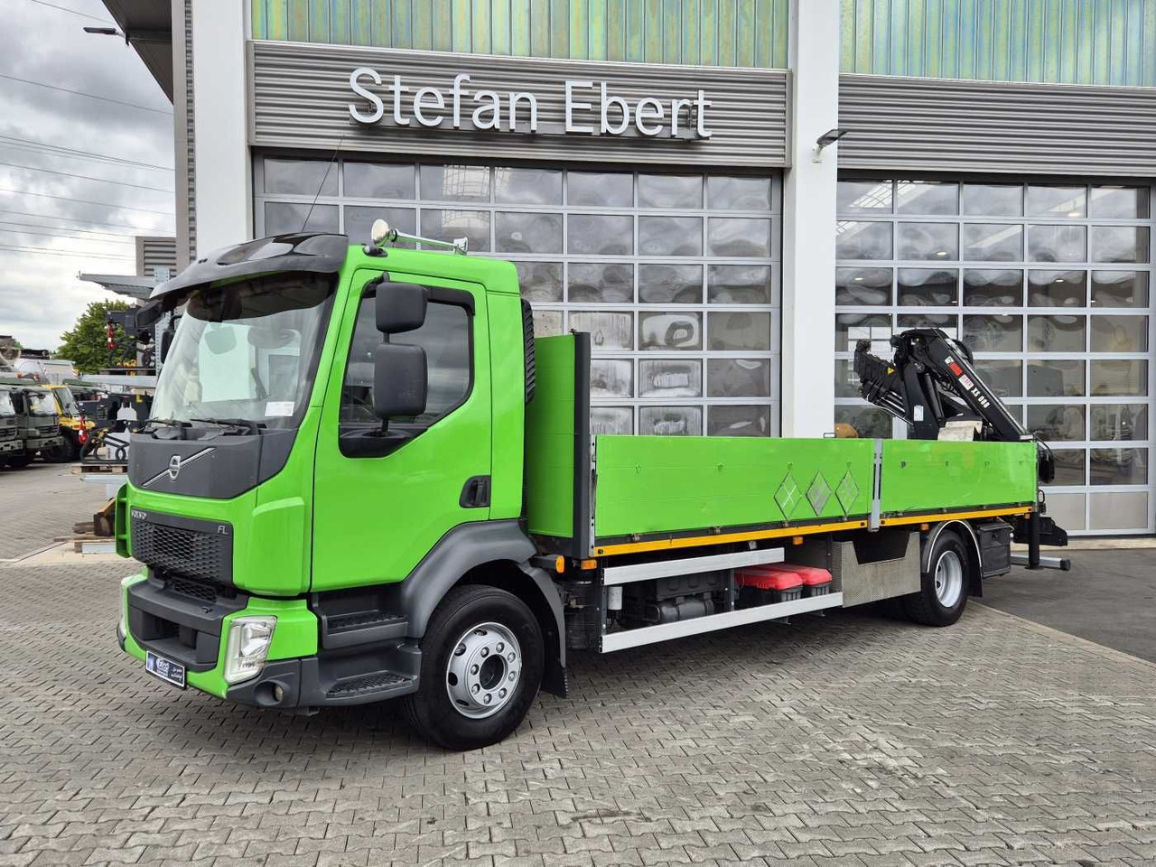 Volvo FL 42 R Kran Hiab XS 088 Funk bis 14 m! Kamera - Kranbil: bild 4 Volvo FL 42 R Kran Hiab XS 088 Funk bis 14 m! Kamera - Kranbil: bild 4