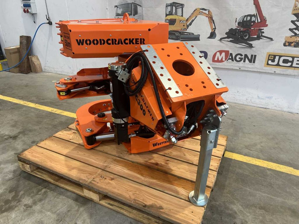 Westtech Woodcracker C300 Fällgreifer / Tiltator - Skördaraggregat: bild 5 Westtech Woodcracker C300 Fällgreifer / Tiltator - Skördaraggregat: bild 5