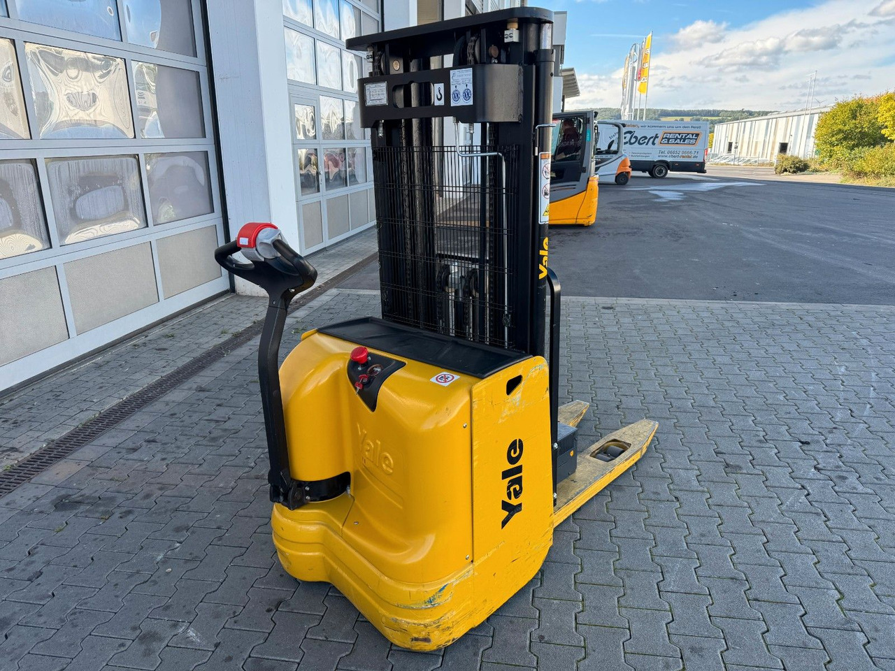 Staplare Yale MS 12 AC / Triplex: 4m! / nur 180h! / 2014: bild 9 Staplare Yale MS 12 AC / Triplex: 4m! / nur 180h! / 2014: bild 9