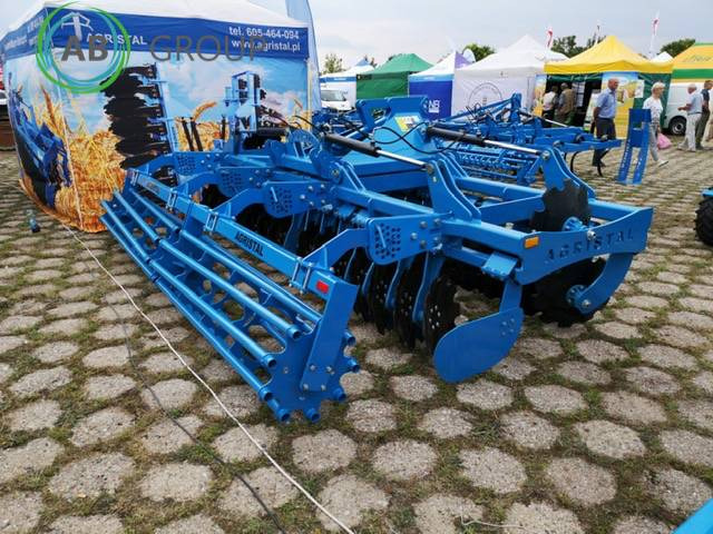 Agristal BTH hydraulic folding disc harrow 4.5 m - Harv: bild 2 Agristal BTH hydraulic folding disc harrow 4.5 m - Harv: bild 2