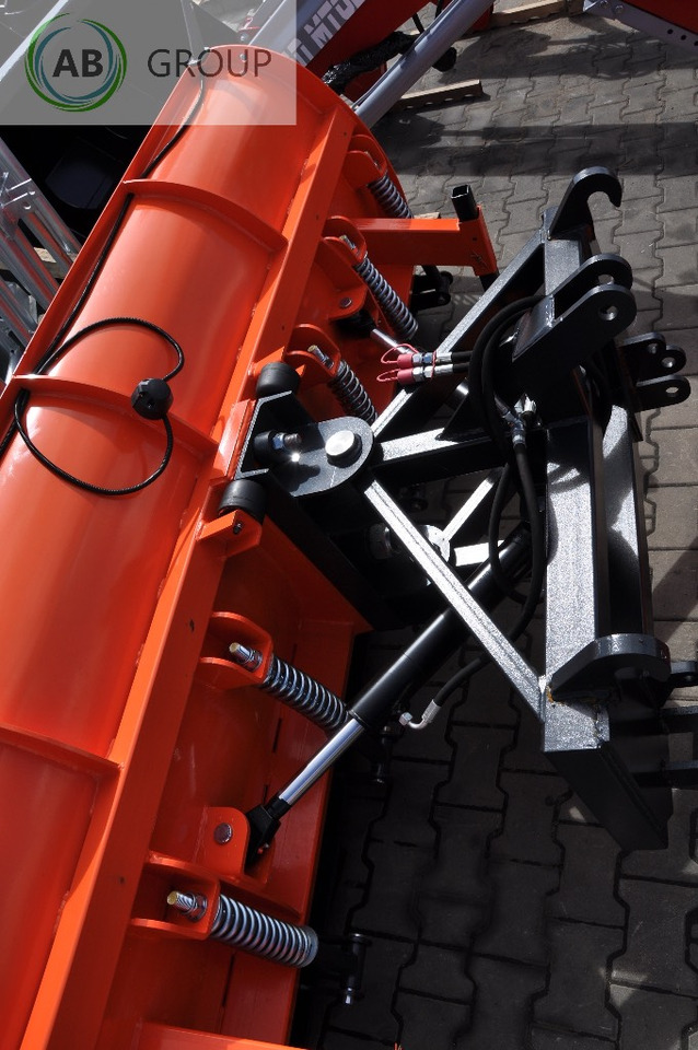 Metal-Technik snow plow 3.0 m category II - Snöplog för Lantbruksmaskiner: bild 3 Metal-Technik snow plow 3.0 m category II - Snöplog för Lantbruksmaskiner: bild 3