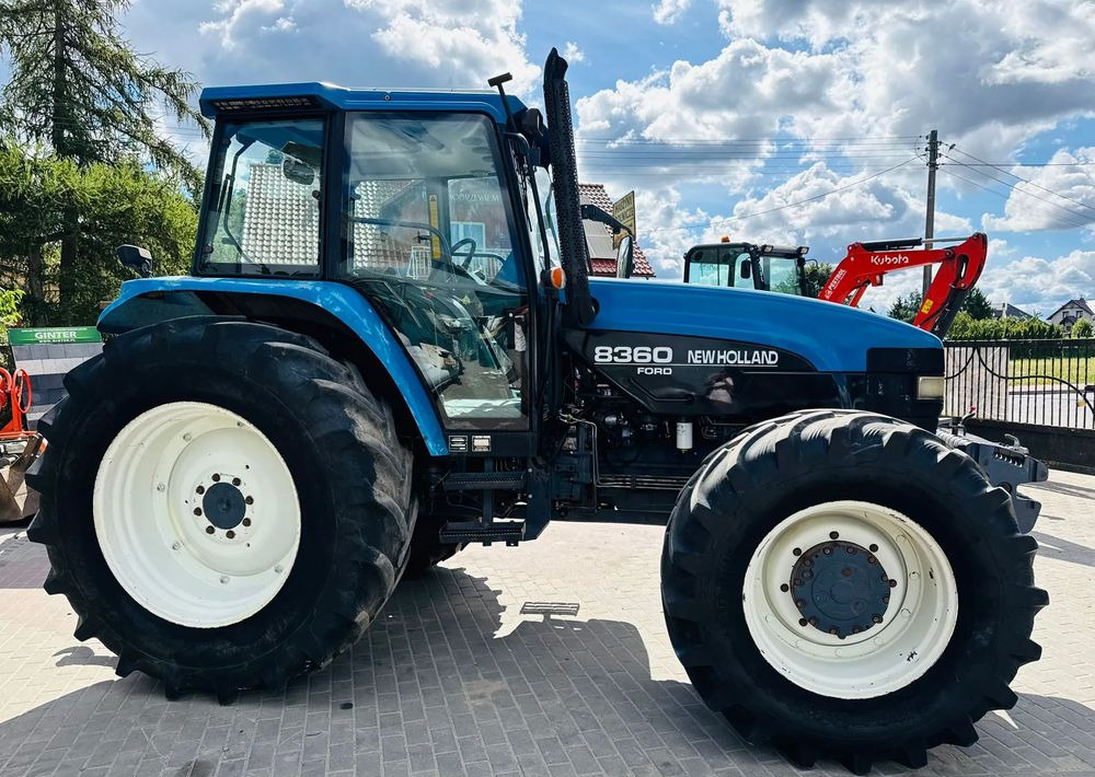 New Holland 8360 - Traktor: bild 5 New Holland 8360 - Traktor: bild 5