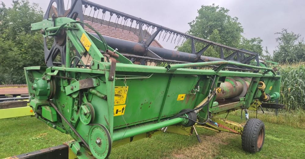 John Deere 922 - Skärbord: bild 2 John Deere 922 - Skärbord: bild 2