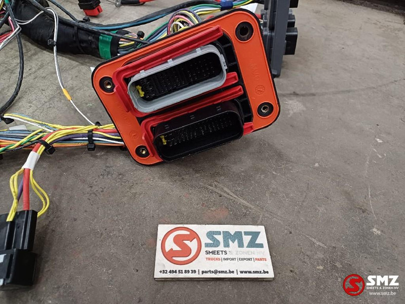 Caterpillar Cabin wire harness Caterpillar - Kablar/ Ledningar för Lastbil: bild 4 Caterpillar Cabin wire harness Caterpillar - Kablar/ Ledningar för Lastbil: bild 4