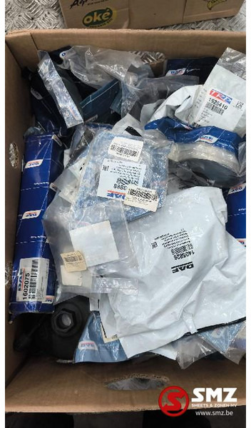 DAF Lot onderdelen DAF - Motor och reservdelar för Lastbil: bild 1 DAF Lot onderdelen DAF - Motor och reservdelar för Lastbil: bild 1