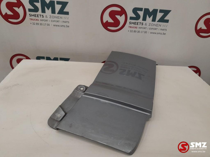 DAF Occ cabinezijspoiler rechtsboven DAF - Aerodynamik/ Spoiler för Lastbil: bild 3 DAF Occ cabinezijspoiler rechtsboven DAF - Aerodynamik/ Spoiler för Lastbil: bild 3