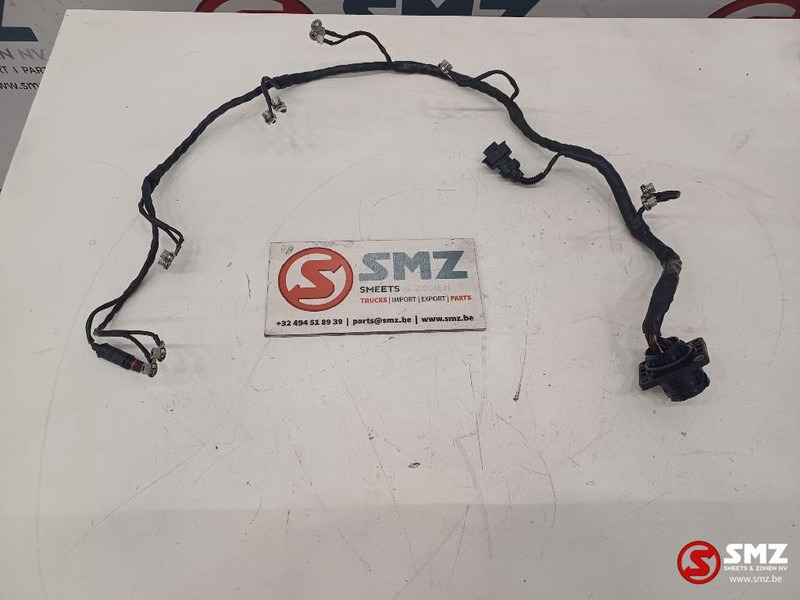 Iveco Occ brandstofinjectorkabelboom F3GFE611 Iveco - Kablar/ Ledningar för Lastbil: bild 1 Iveco Occ brandstofinjectorkabelboom F3GFE611 Iveco - Kablar/ Ledningar för Lastbil: bild 1