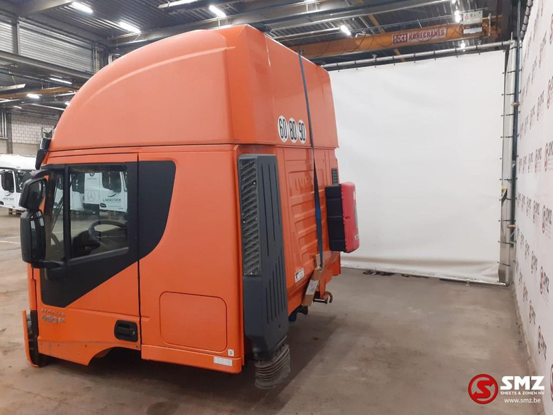 Iveco Occ cabine compleet Iveco Stralis HI Way euro 6 - Hytt och interiör för Lastbil: bild 5 Iveco Occ cabine compleet Iveco Stralis HI Way euro 6 - Hytt och interiör för Lastbil: bild 5