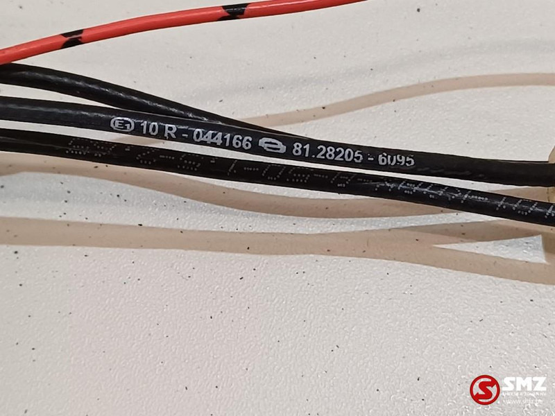 MAN Occ antenne MAN - Hytt och interiör för Lastbil: bild 3 MAN Occ antenne MAN - Hytt och interiör för Lastbil: bild 3