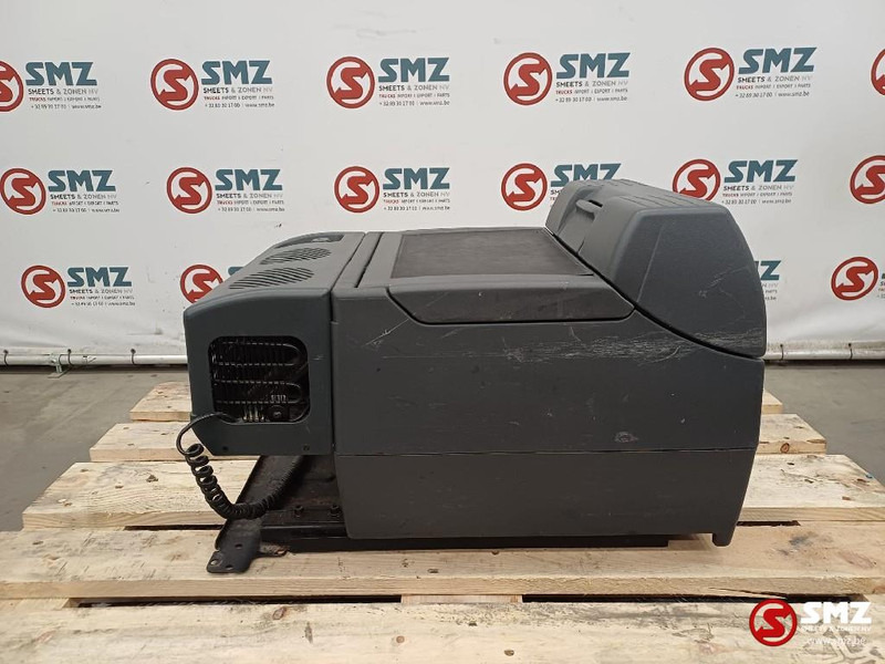 Hytt och interiör för Lastbil MAN Occ koelkast MAN: bild 1