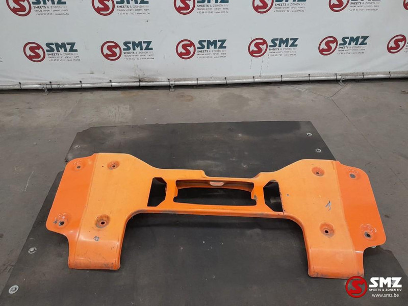 MAN Occ middendeel voorbumper MAN - Stötfångare för Lastbil: bild 1 MAN Occ middendeel voorbumper MAN - Stötfångare för Lastbil: bild 1