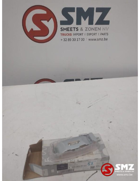 Mercedes-Benz Binnenverlichting mercedes sprinter 906 a906820070 - Ljus/ Belysning för Lastbil: bild 2 Mercedes-Benz Binnenverlichting mercedes sprinter 906 a906820070 - Ljus/ Belysning för Lastbil: bild 2