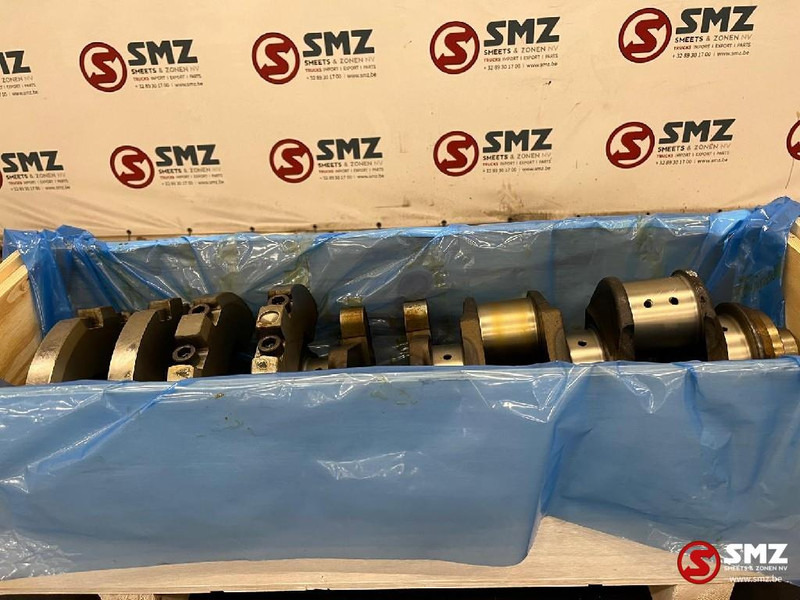 Mercedes-Benz Krukas Mercedes V10 OM403, OM423, OM443 / A / LA - Vevaxel för Lastbil: bild 1 Mercedes-Benz Krukas Mercedes V10 OM403, OM423, OM443 / A / LA - Vevaxel för Lastbil: bild 1