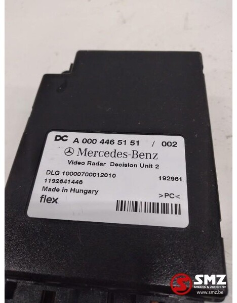 Mercedes-Benz Occ ECU video radar Mercedes Actros Euro 6 A000446 - Kontrollenhet för Lastbil: bild 2 Mercedes-Benz Occ ECU video radar Mercedes Actros Euro 6 A000446 - Kontrollenhet för Lastbil: bild 2