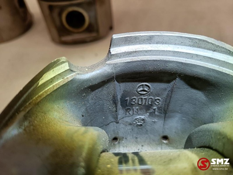 Mercedes-Benz Occ Zuiger 130mmSTD - Kolvar/ Ring/ Ärm för Lastbil: bild 3 Mercedes-Benz Occ Zuiger 130mmSTD - Kolvar/ Ring/ Ärm för Lastbil: bild 3