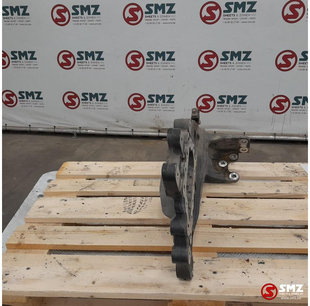 Mercedes-Benz Occ bladveerbeugel vooras rechts Mercedes - Ram/ Chassi för Lastbil: bild 3 Mercedes-Benz Occ bladveerbeugel vooras rechts Mercedes - Ram/ Chassi för Lastbil: bild 3