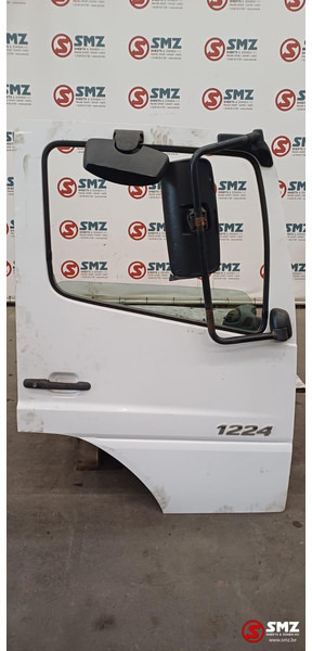 Mercedes-Benz Occ deur rechts Mercedes - Dörr och reservdelar för Lastbil: bild 1 Mercedes-Benz Occ deur rechts Mercedes - Dörr och reservdelar för Lastbil: bild 1