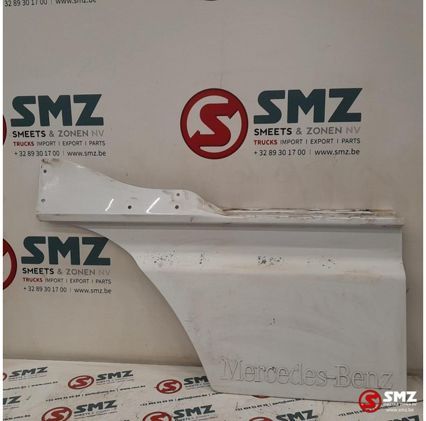 Mercedes-Benz Occ deurverlenging rechts Mercedes - Dörr och reservdelar för Lastbil: bild 1 Mercedes-Benz Occ deurverlenging rechts Mercedes - Dörr och reservdelar för Lastbil: bild 1