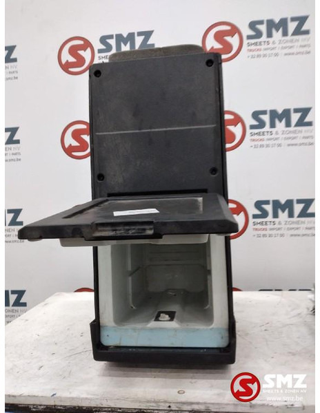 Mercedes-Benz Occ koelkast Mercedes - Hytt och interiör för Lastbil: bild 4 Mercedes-Benz Occ koelkast Mercedes - Hytt och interiör för Lastbil: bild 4