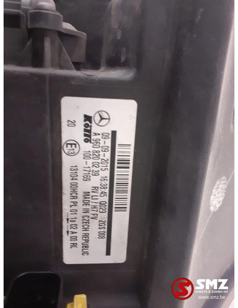 Mercedes-Benz Occ koplamp links Mercedes Actros MP4 - Strålkastare för Lastbil: bild 5 Mercedes-Benz Occ koplamp links Mercedes Actros MP4 - Strålkastare för Lastbil: bild 5