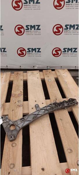 Mercedes-Benz Occ koplampsteunbeugel links Mercedes - Strålkastare för Lastbil: bild 2 Mercedes-Benz Occ koplampsteunbeugel links Mercedes - Strålkastare för Lastbil: bild 2