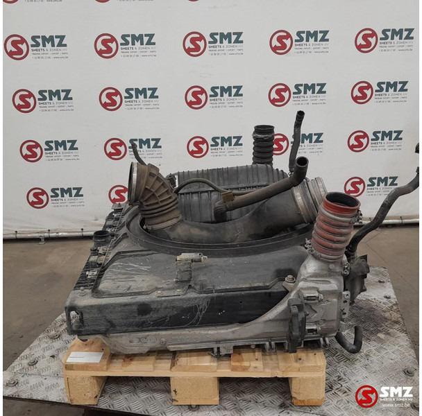 Mercedes-Benz Occ radiator + intercooler + expansievat Mercedes - Kylare för Lastbil: bild 4 Mercedes-Benz Occ radiator + intercooler + expansievat Mercedes - Kylare för Lastbil: bild 4