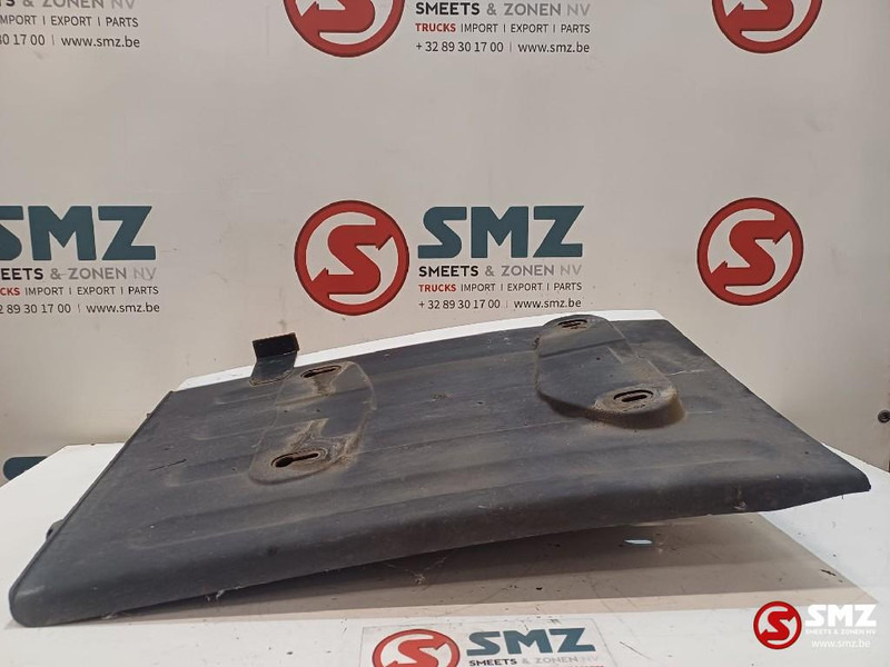 Mercedes-Benz Occ spatbord linksvooraan Mercedes - Karosseri och exteriör för Lastbil: bild 2 Mercedes-Benz Occ spatbord linksvooraan Mercedes - Karosseri och exteriör för Lastbil: bild 2