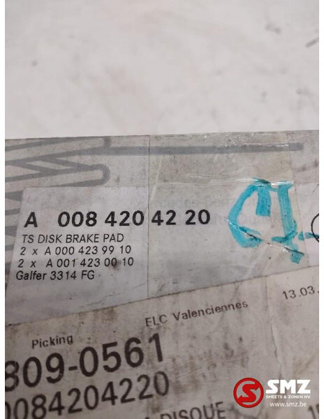 Mercedes-Benz Set remblokken mercedes sprinter w909 a0084204220 - Bromsbelägg för Lastbil: bild 2 Mercedes-Benz Set remblokken mercedes sprinter w909 a0084204220 - Bromsbelägg för Lastbil: bild 2