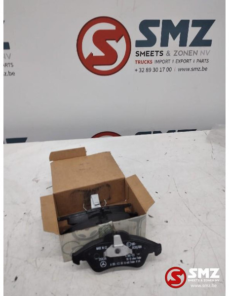 Mercedes-Benz Set remblokken mercedes sprinter w909 a0084204220 - Bromsbelägg för Lastbil: bild 1 Mercedes-Benz Set remblokken mercedes sprinter w909 a0084204220 - Bromsbelägg för Lastbil: bild 1