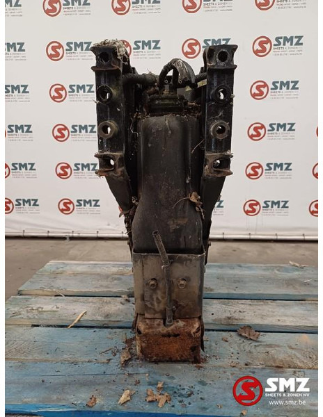 Renault Occ AdBluetank 60L Renault - Bränslesystem för Lastbil: bild 4 Renault Occ AdBluetank 60L Renault - Bränslesystem för Lastbil: bild 4