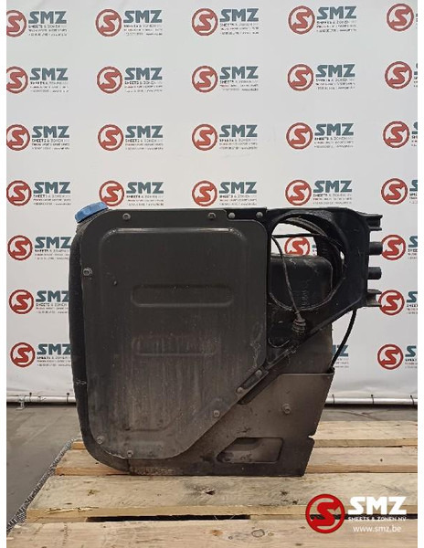 Renault Occ AdBluetank Renault - Bränslesystem för Lastbil: bild 3 Renault Occ AdBluetank Renault - Bränslesystem för Lastbil: bild 3