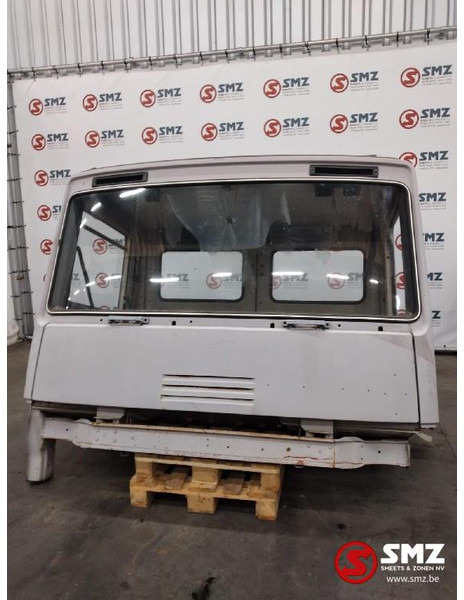 Renault Occ cabine compleet Renault R - Hytt och interiör för Lastbil: bild 1 Renault Occ cabine compleet Renault R - Hytt och interiör för Lastbil: bild 1