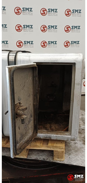 Renault Occ hydraulische tank 250L + materiaalkast Renault - Hydrauliktank för Lastbil: bild 5 Renault Occ hydraulische tank 250L + materiaalkast Renault - Hydrauliktank för Lastbil: bild 5