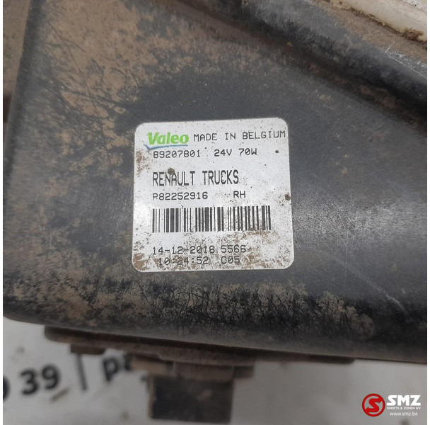 Renault Occ mistlicht rechts Renault - Dimljus för Lastbil: bild 3 Renault Occ mistlicht rechts Renault - Dimljus för Lastbil: bild 3