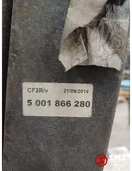 Renault Occ radiator Renault - Kylare för Lastbil: bild 4 Renault Occ radiator Renault - Kylare för Lastbil: bild 4