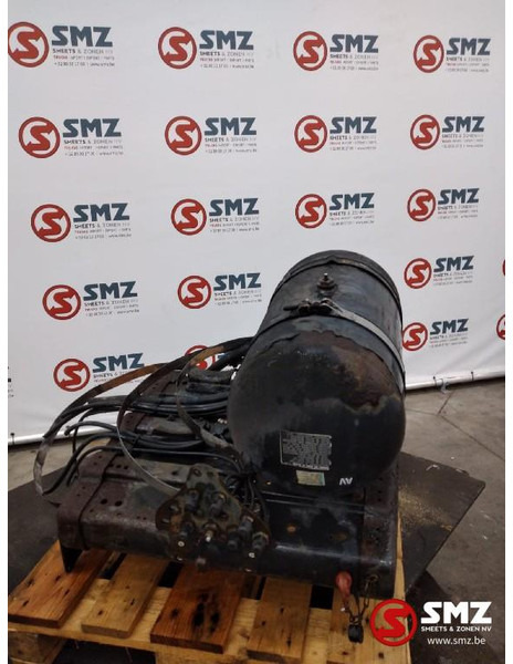 MAN Occ set luchtketels MAN TGX 40L 12,5 Bar 815140102 - Reservdelar för Lastbil: bild 2 MAN Occ set luchtketels MAN TGX 40L 12,5 Bar 815140102 - Reservdelar för Lastbil: bild 2