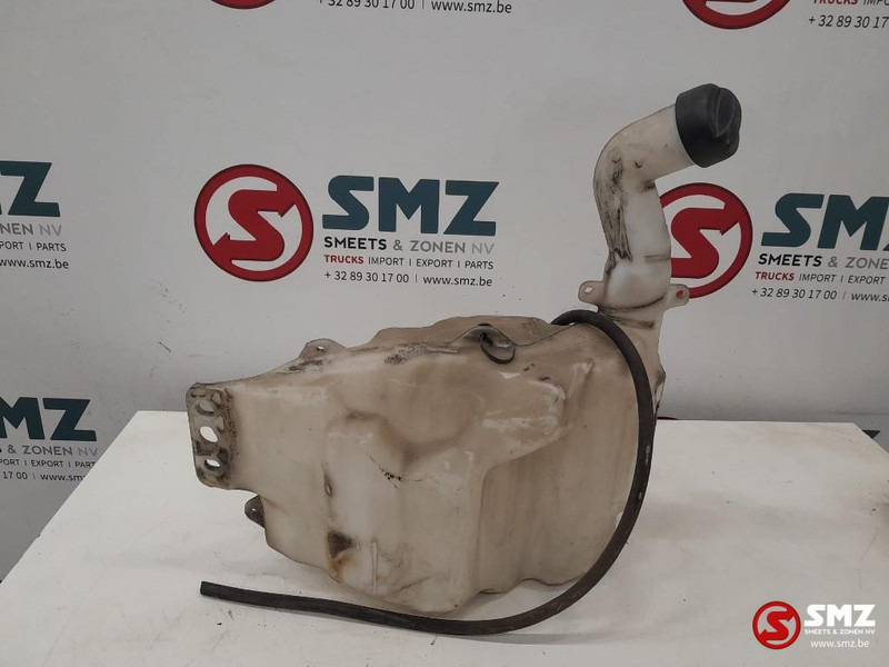 Scania Occ ruitensproeierreservoir Scania - Vindrutetorkare för Lastbil: bild 1 Scania Occ ruitensproeierreservoir Scania - Vindrutetorkare för Lastbil: bild 1