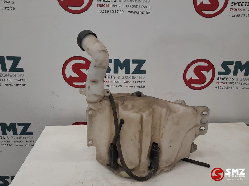 Scania Occ ruitensproeierreservoir Scania - Vindrutetorkare för Lastbil: bild 2 Scania Occ ruitensproeierreservoir Scania - Vindrutetorkare för Lastbil: bild 2