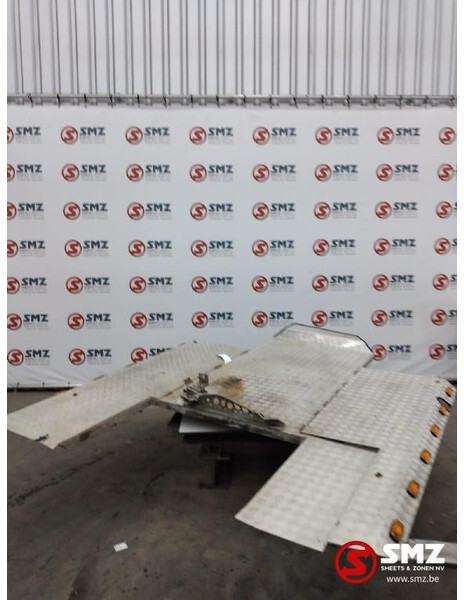 Scania Occ set bordesplaten Scania R - Ram/ Chassi för Lastbil: bild 2 Scania Occ set bordesplaten Scania R - Ram/ Chassi för Lastbil: bild 2