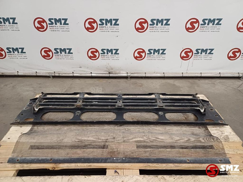 Volvo Occ binnenframe radiatorgrille Volvo - Galler för Lastbil: bild 1 Volvo Occ binnenframe radiatorgrille Volvo - Galler för Lastbil: bild 1