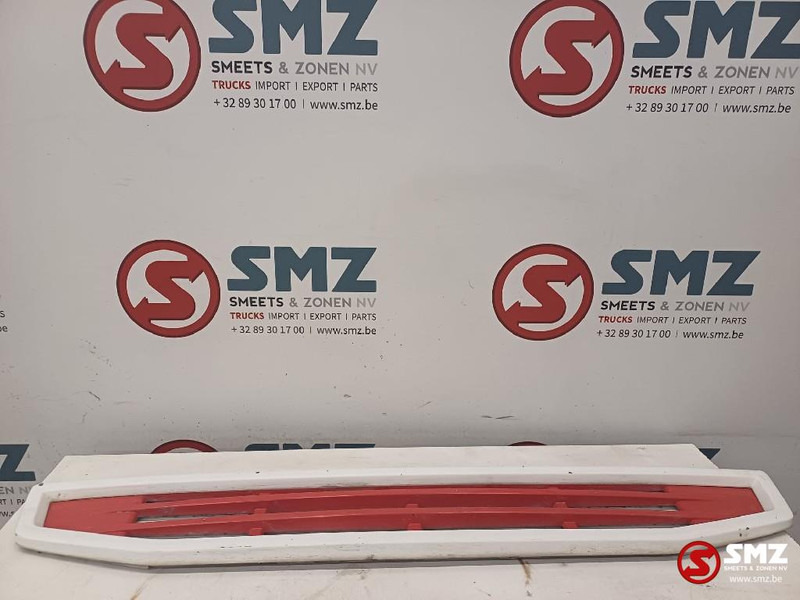 Volvo Occ onderste radiatorgrille Volvo - Galler för Lastbil: bild 1 Volvo Occ onderste radiatorgrille Volvo - Galler för Lastbil: bild 1