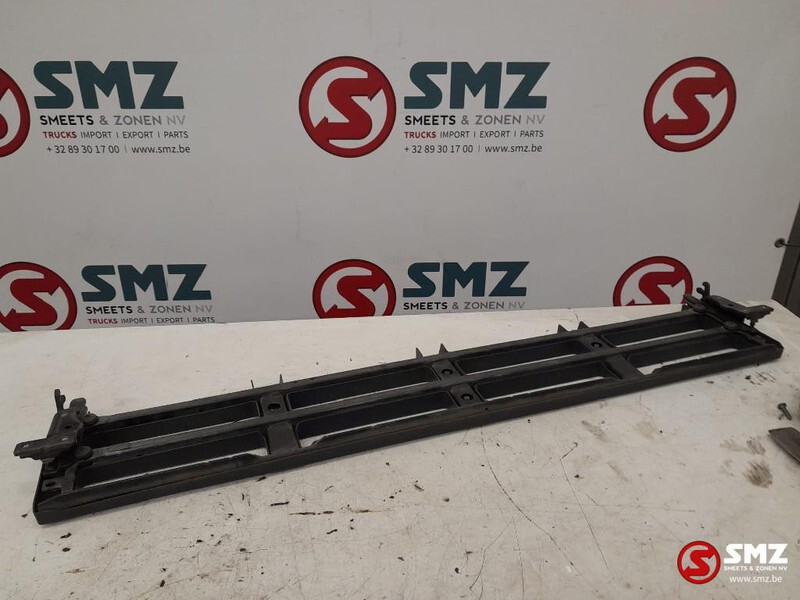 Volvo Occ opklapbare voorgrille Volvo - Galler för Lastbil: bild 4 Volvo Occ opklapbare voorgrille Volvo - Galler för Lastbil: bild 4