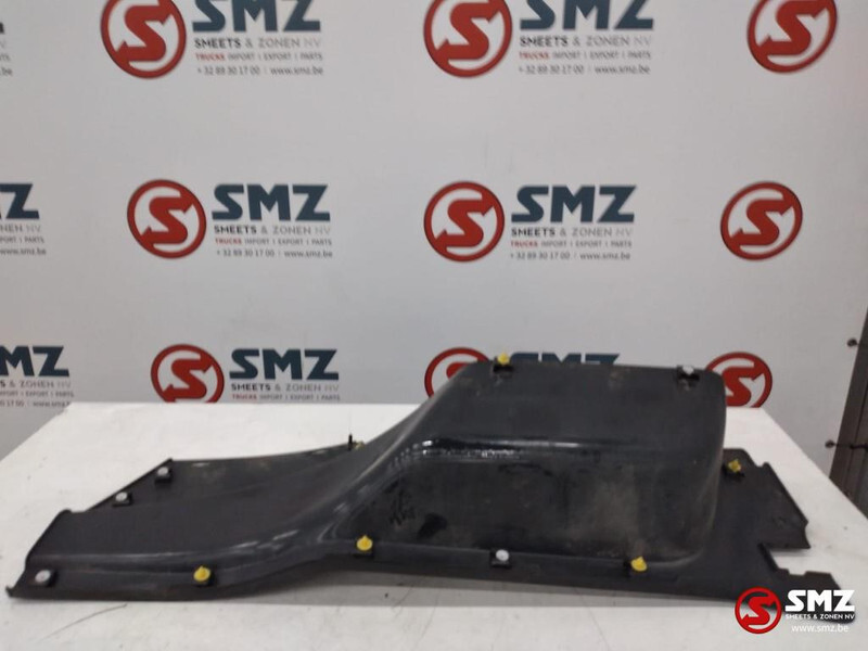 Volvo Occ opstap rechts Volvo FH4 - Hytt och interiör för Lastbil: bild 2 Volvo Occ opstap rechts Volvo FH4 - Hytt och interiör för Lastbil: bild 2